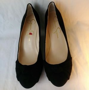 Jessica Simpson siennah wrap toe wedge pumps black